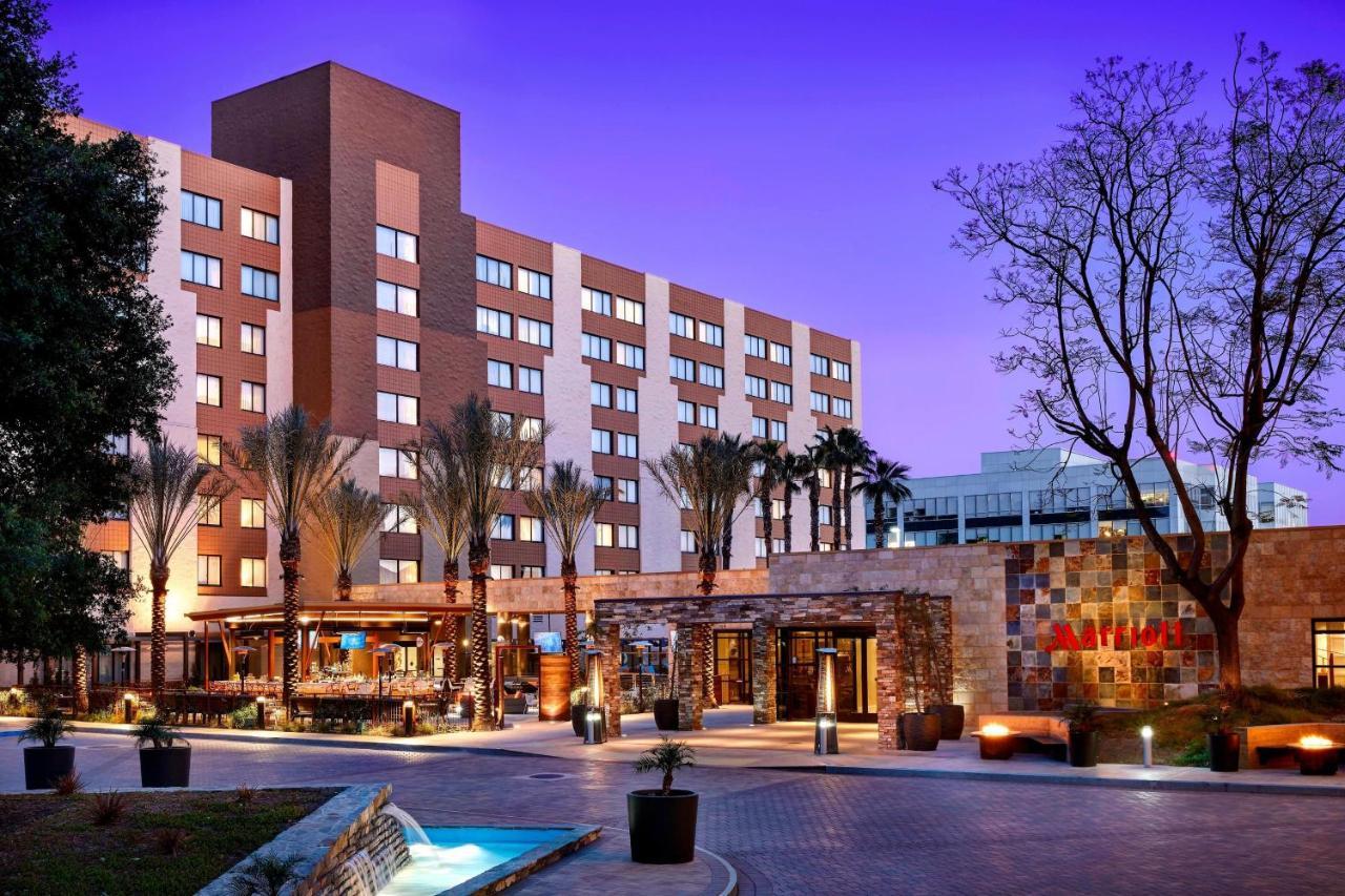 Los Angeles Marriott Burbank Airport Exteriör bild