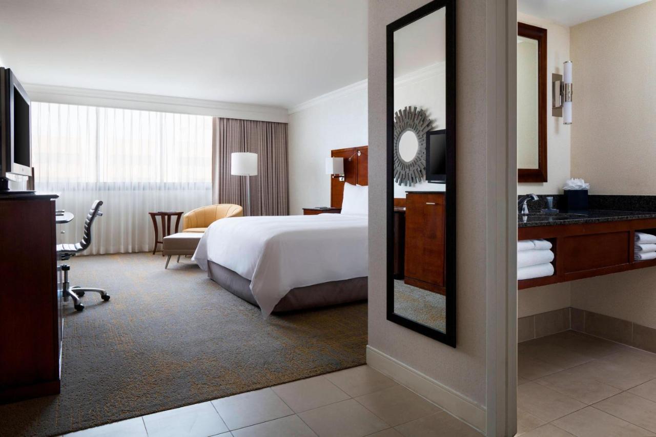 Los Angeles Marriott Burbank Airport Exteriör bild