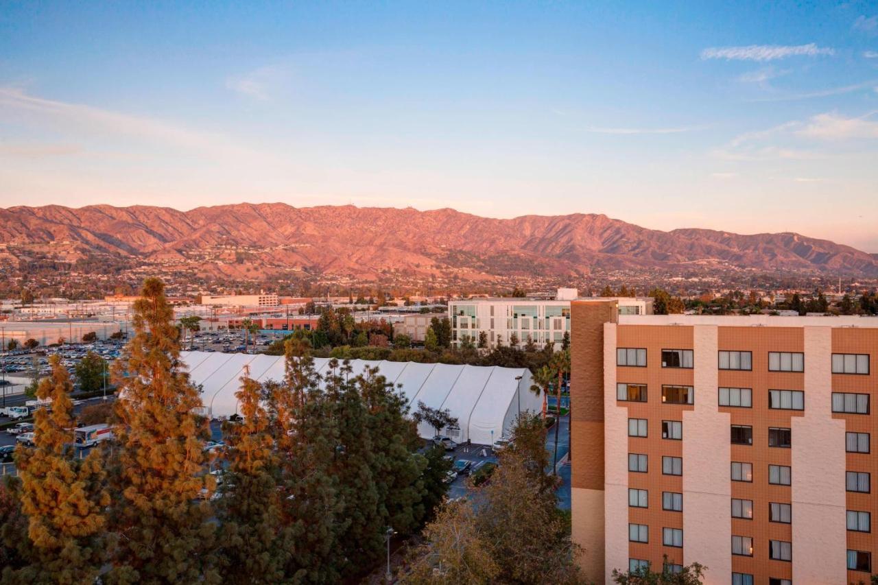 Los Angeles Marriott Burbank Airport Exteriör bild