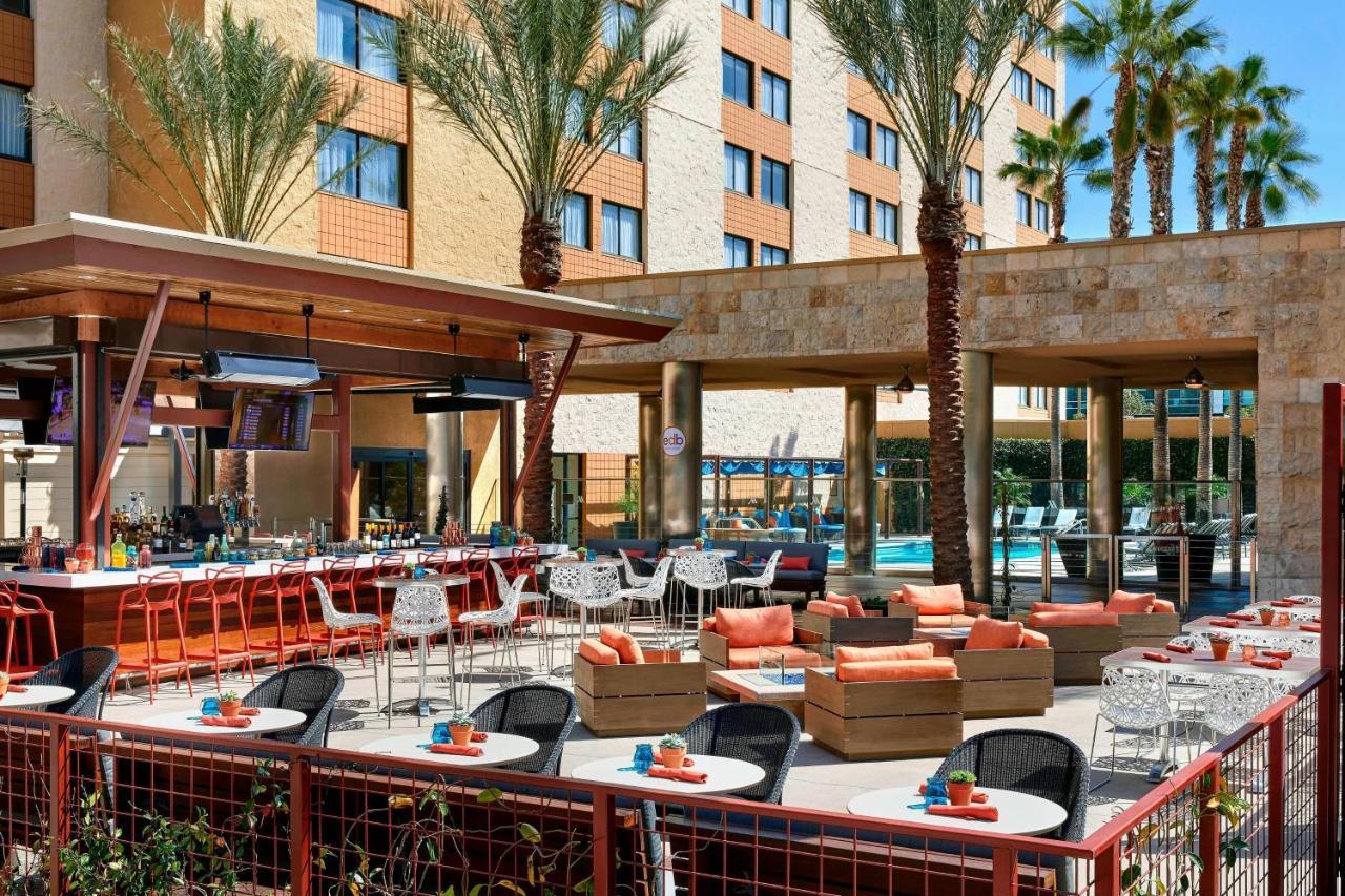 Los Angeles Marriott Burbank Airport Exteriör bild